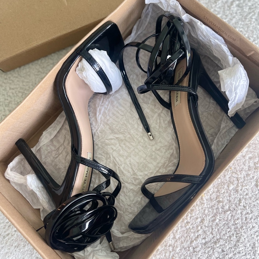 Steve Madden Glossy Black Strappy Heels
